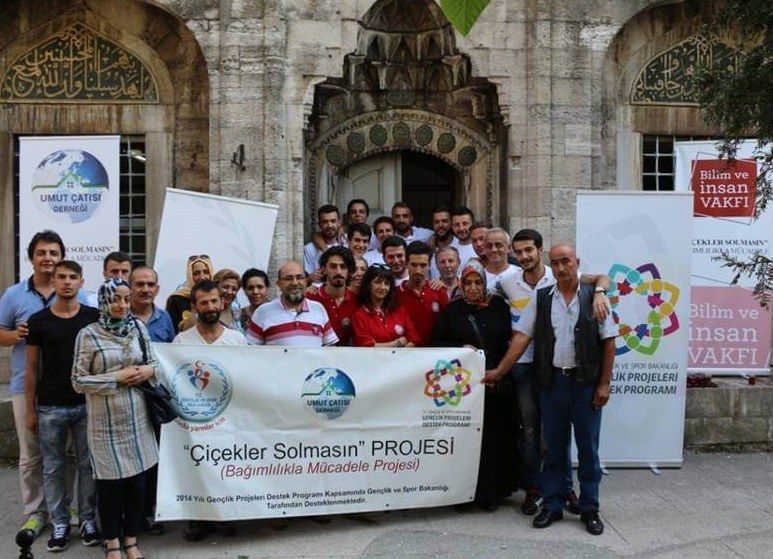 Çözüm ortağımız Umut Çatısı Derneği ile Çiçekler Solmasın Projesi